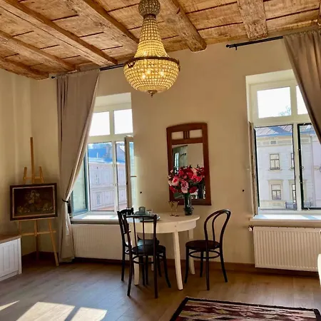 Royal On Shevchenko Avenue Appartement Lviv